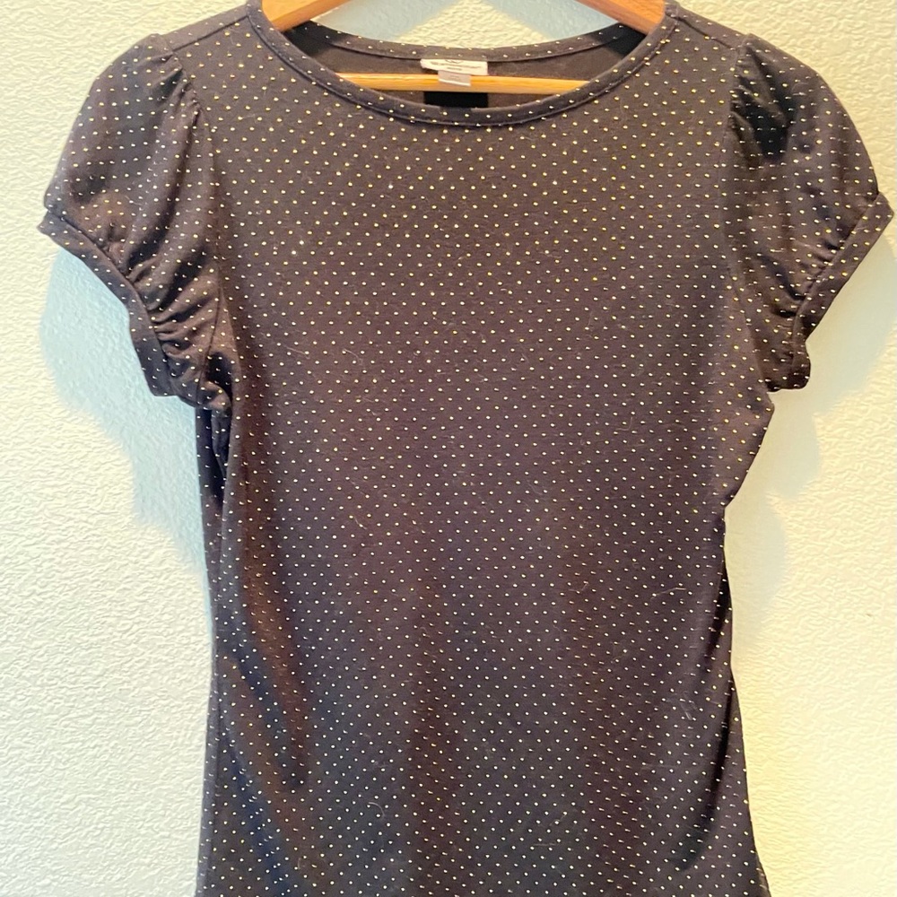 DONATED - Black short-sleeves shirt! - Picture 1 of 7